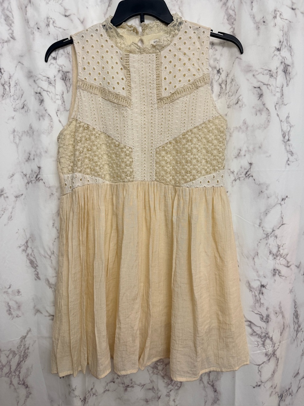 Umgee Cream Eyelet & Lace Panel Sleeveless Dress